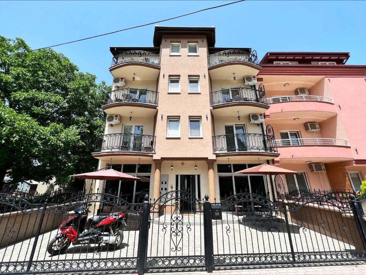 Majap hostel Ohrid Buitenkant foto