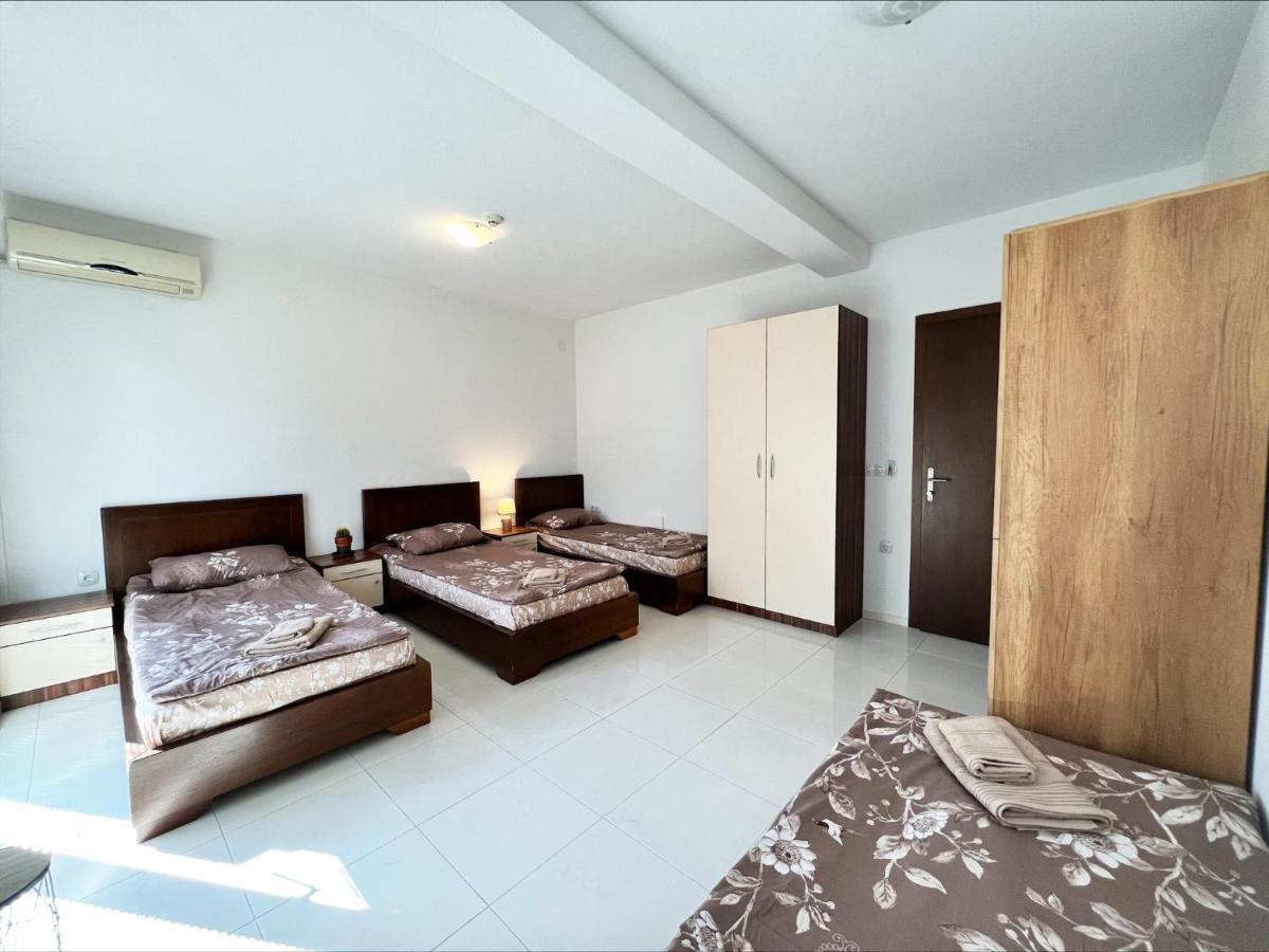 Majap hostel Ohrid Buitenkant foto