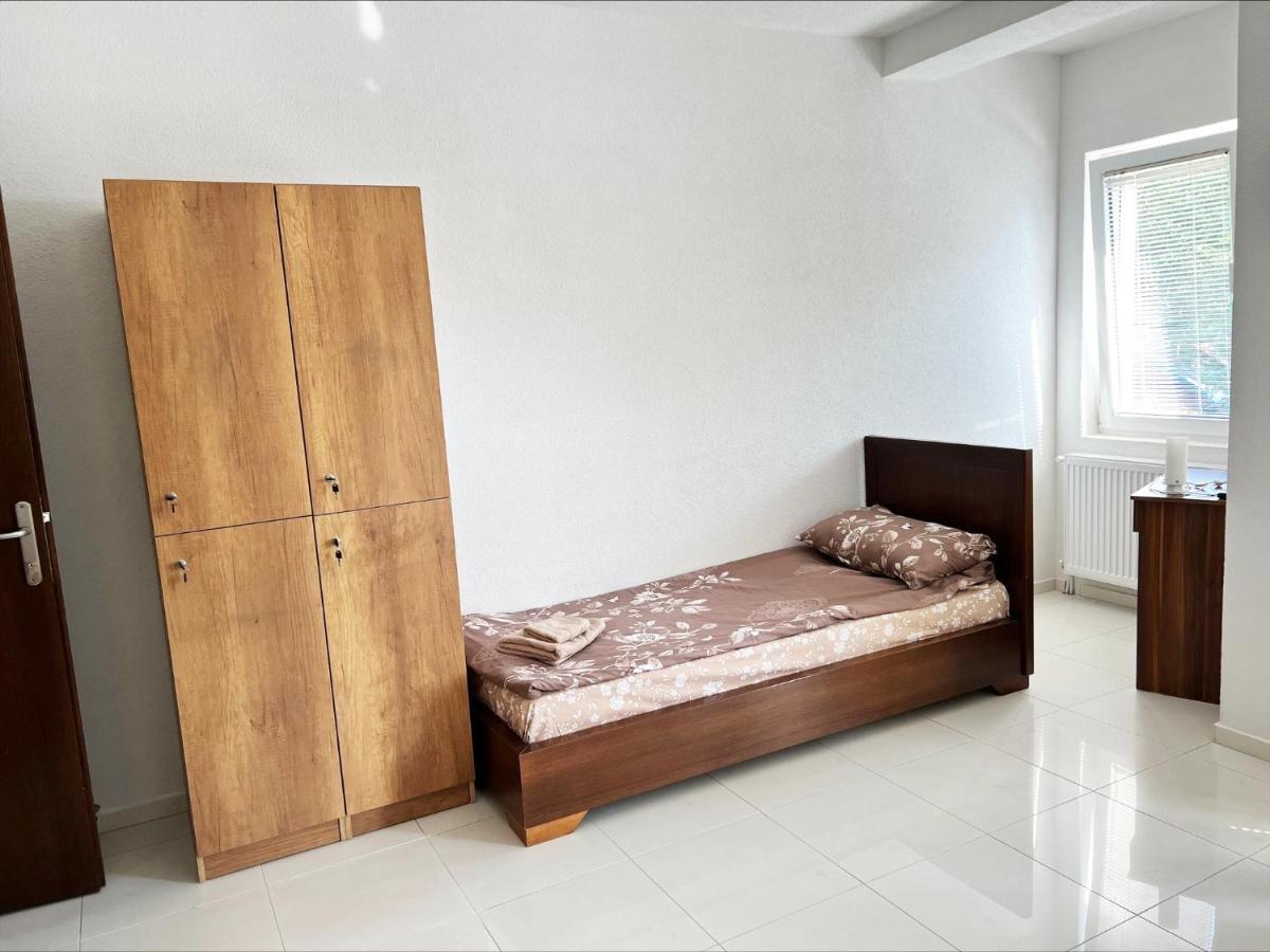 Majap hostel Ohrid Buitenkant foto