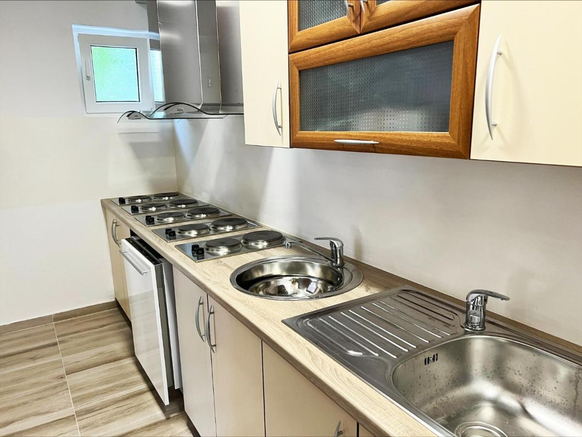 Majap hostel Ohrid Buitenkant foto