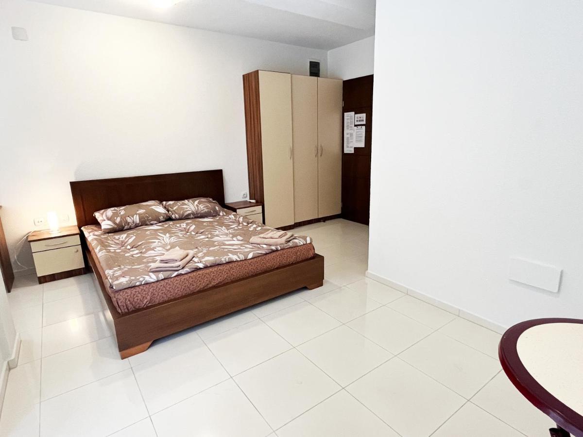 Majap hostel Ohrid Buitenkant foto