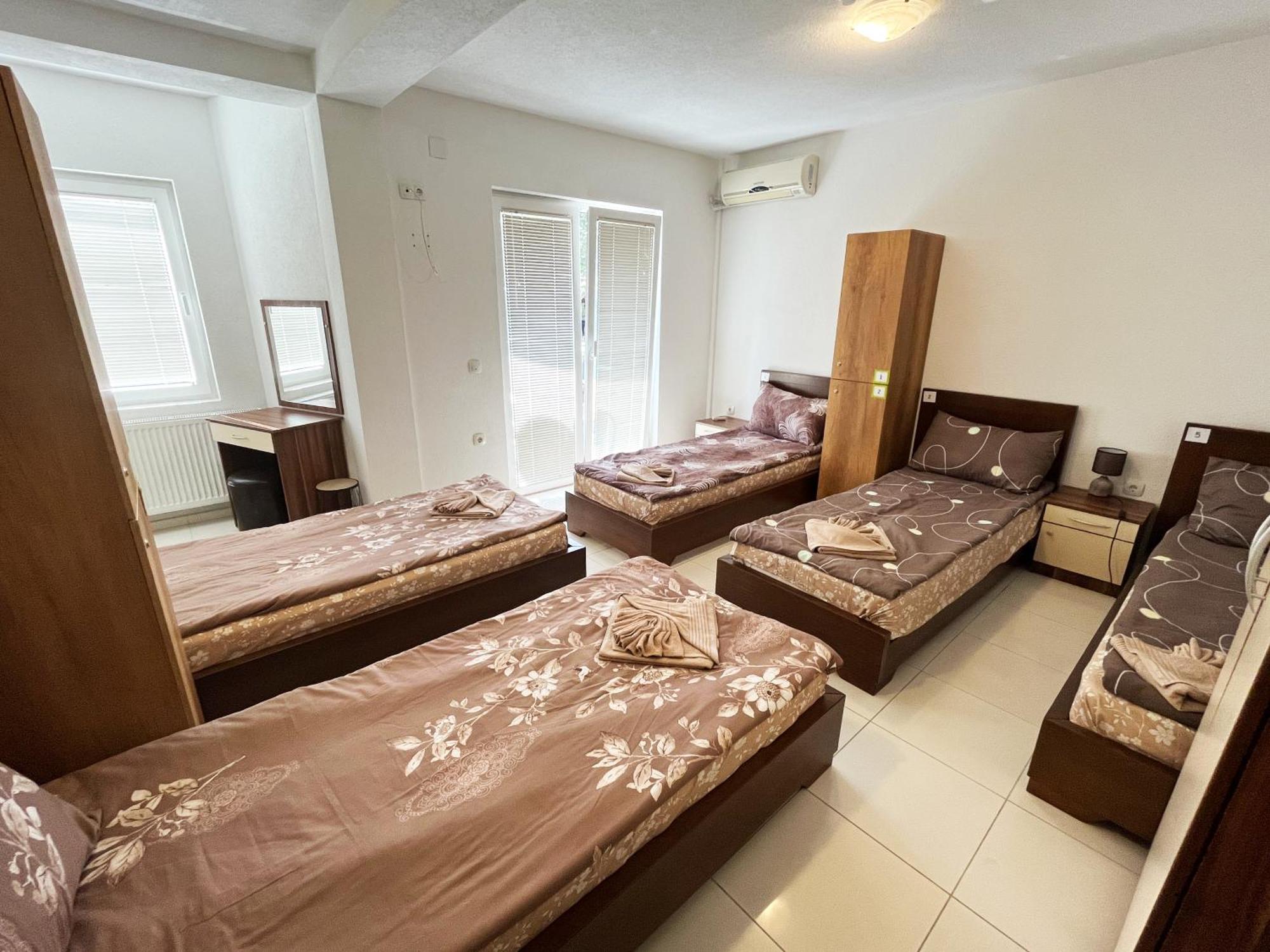 Majap hostel Ohrid Buitenkant foto
